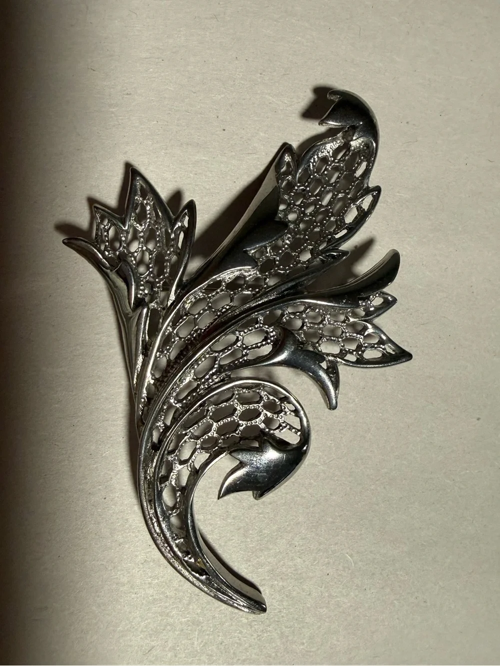 Jonette Jewelry Vintage Silver Filigree Leaf Spray Brooch and Earrings Set